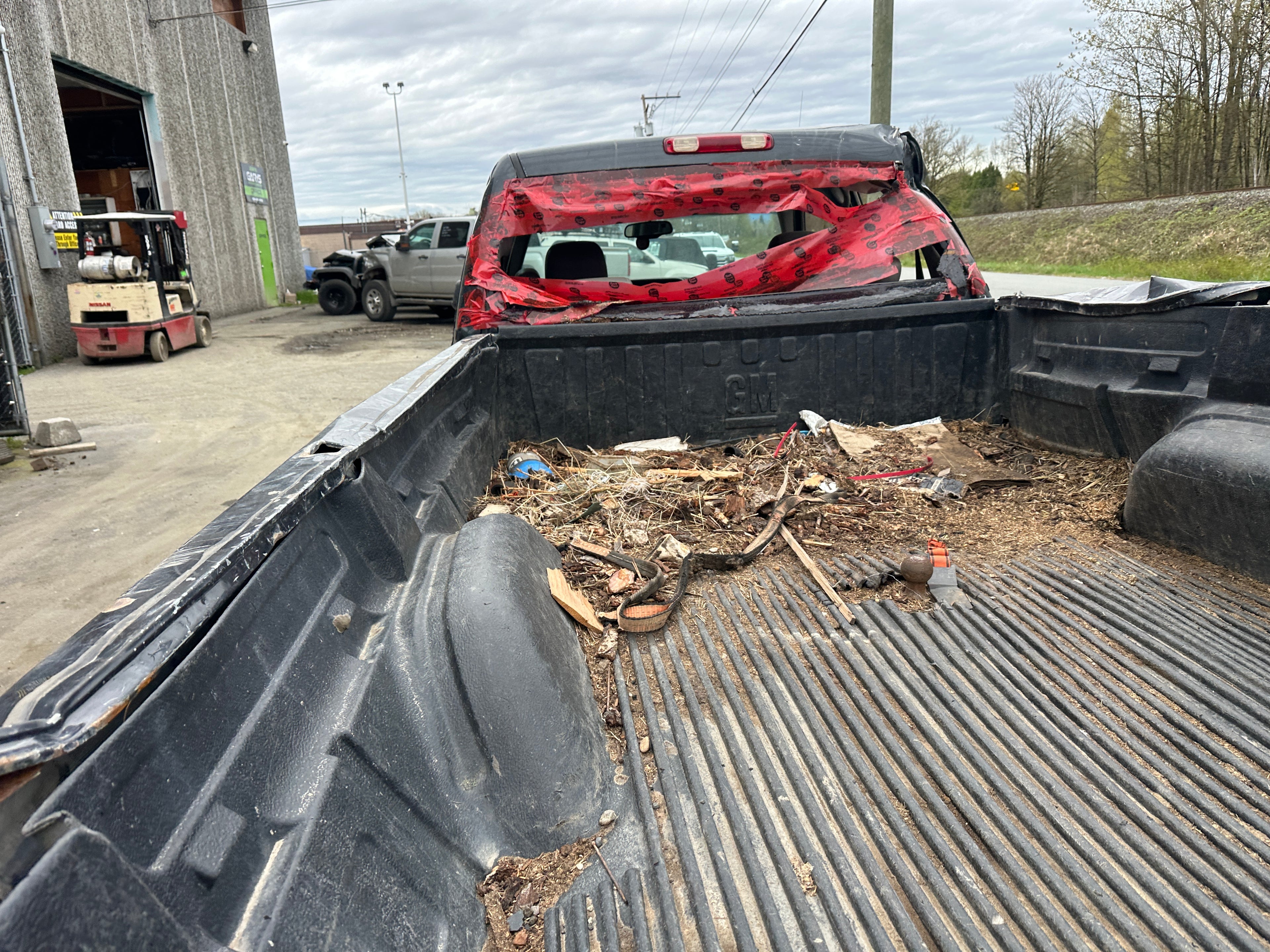 2004 Chevrolet Silverado 3500 6.6L LLY – C2517