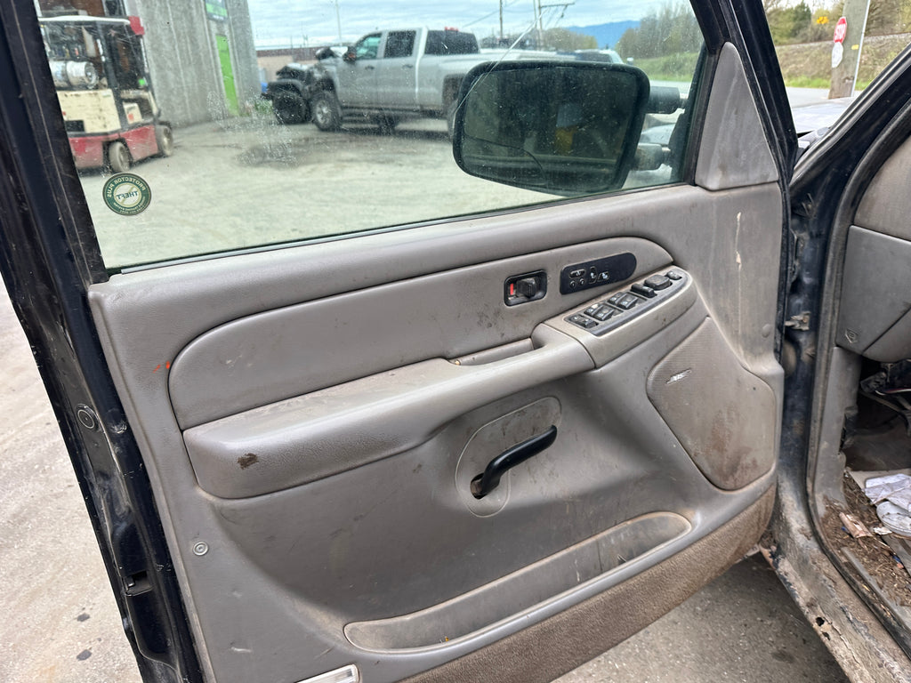 2004 Chevrolet Silverado 3500 6.6L LLY – C2517