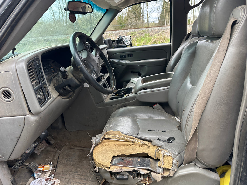 2004 Chevrolet Silverado 3500 6.6L LLY – C2517