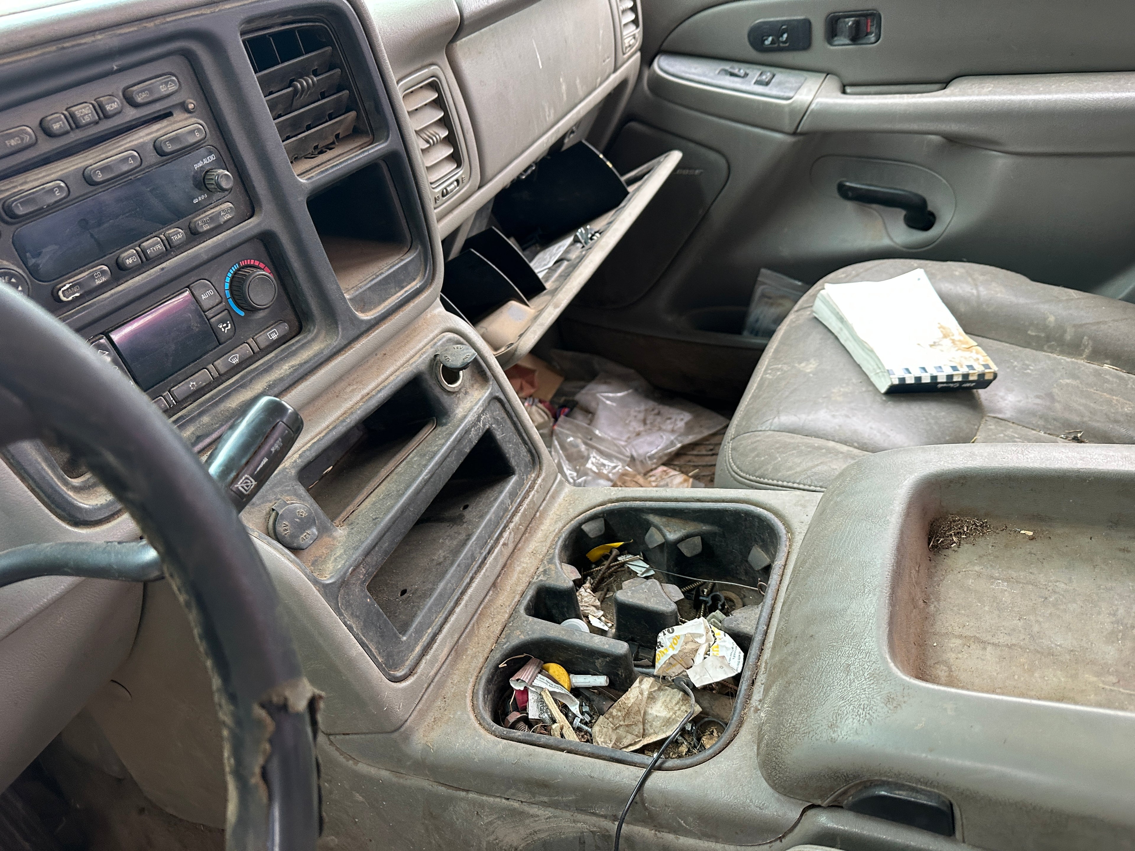 2004 Chevrolet Silverado 3500 6.6L LLY – C2517