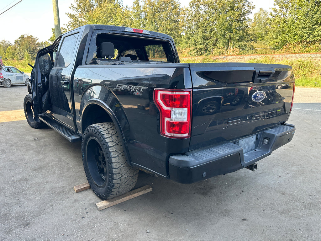 2018 Ford F-150 4x4 5.0 – F2511