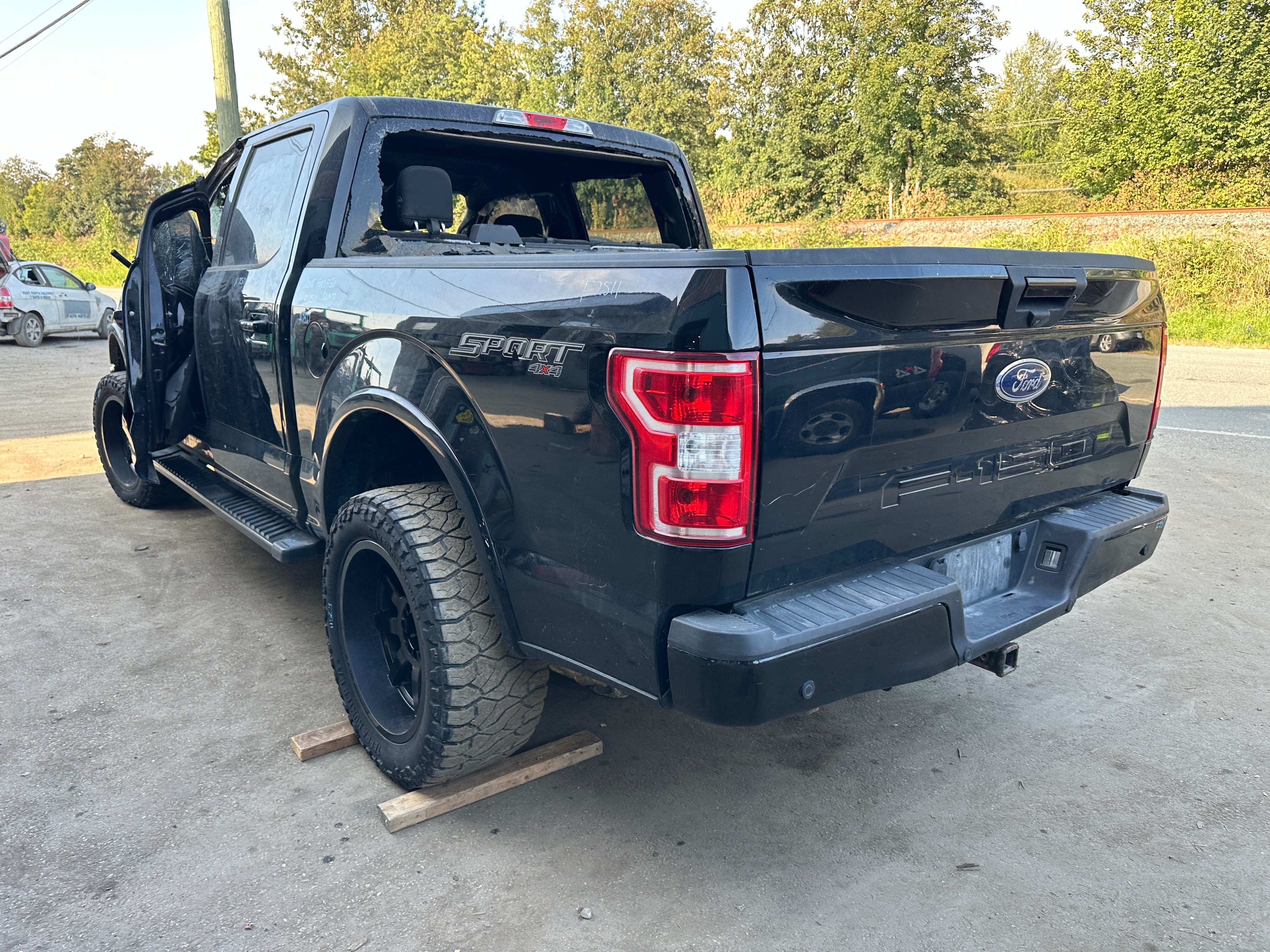 2018 Ford F-150 4x4 5.0 – F2511