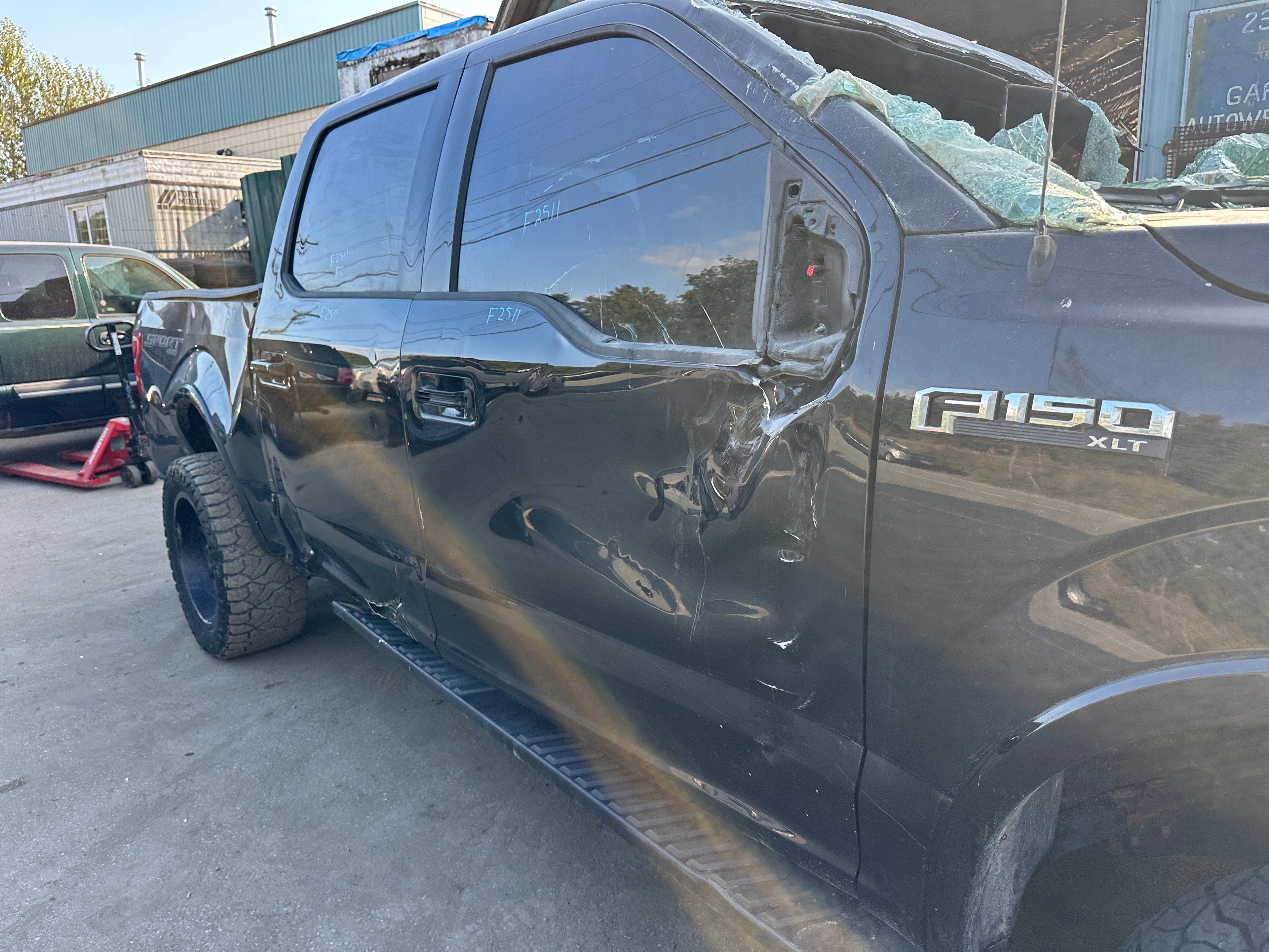 2018 Ford F-150 4x4 5.0 – F2511