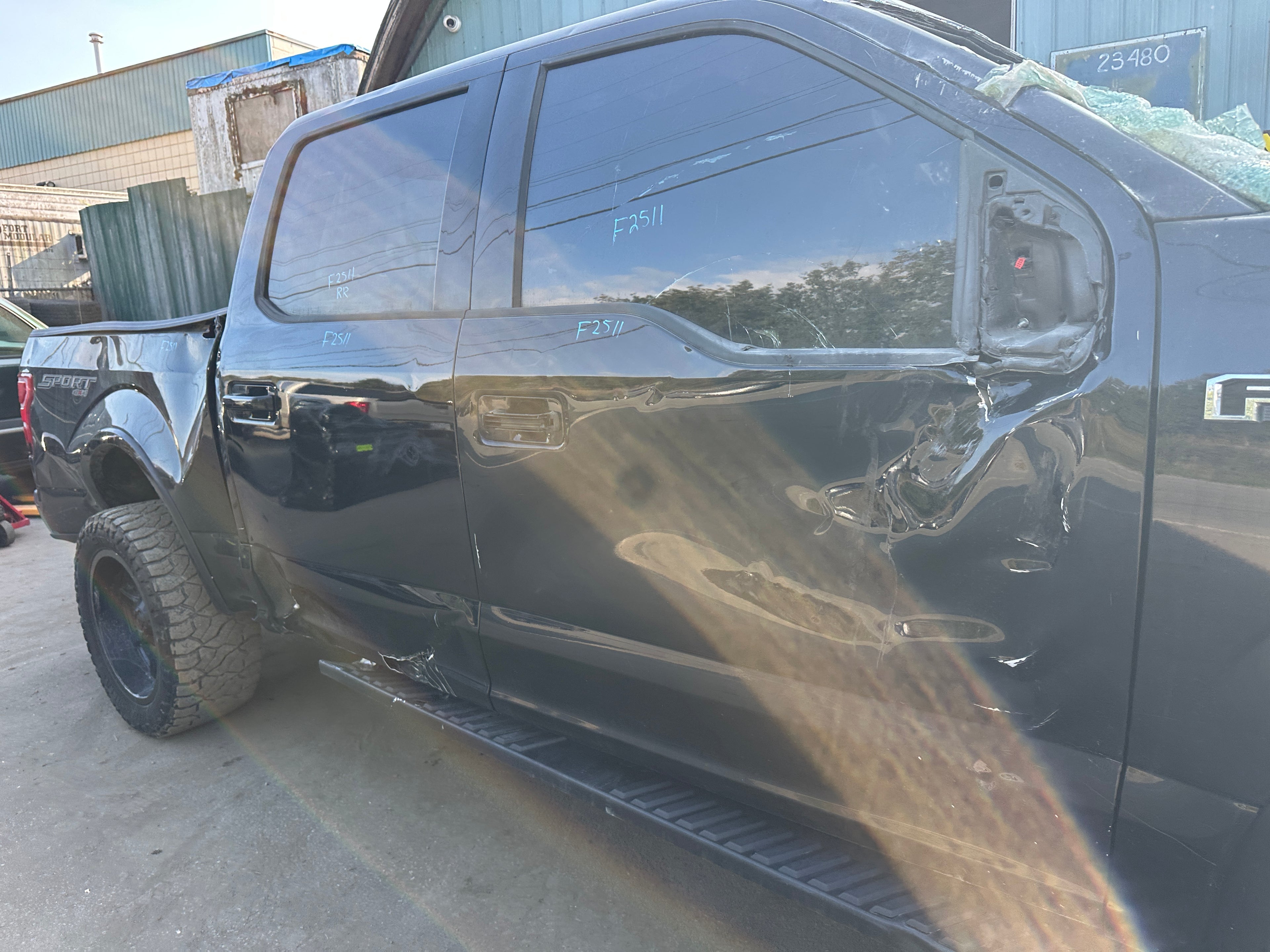 2018 Ford F-150 4x4 5.0 – F2511