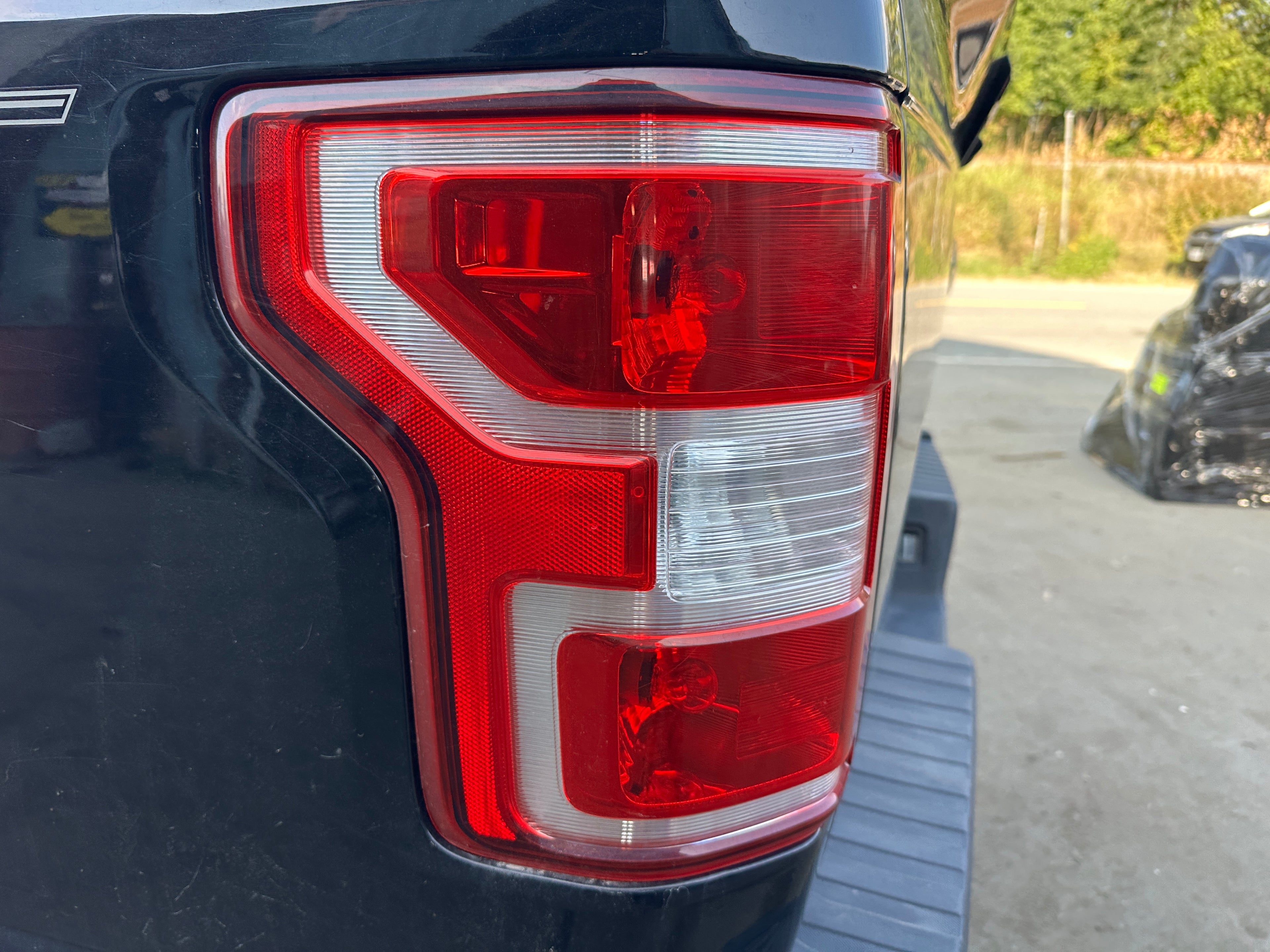 2018 Ford F-150 4x4 5.0 – F2511