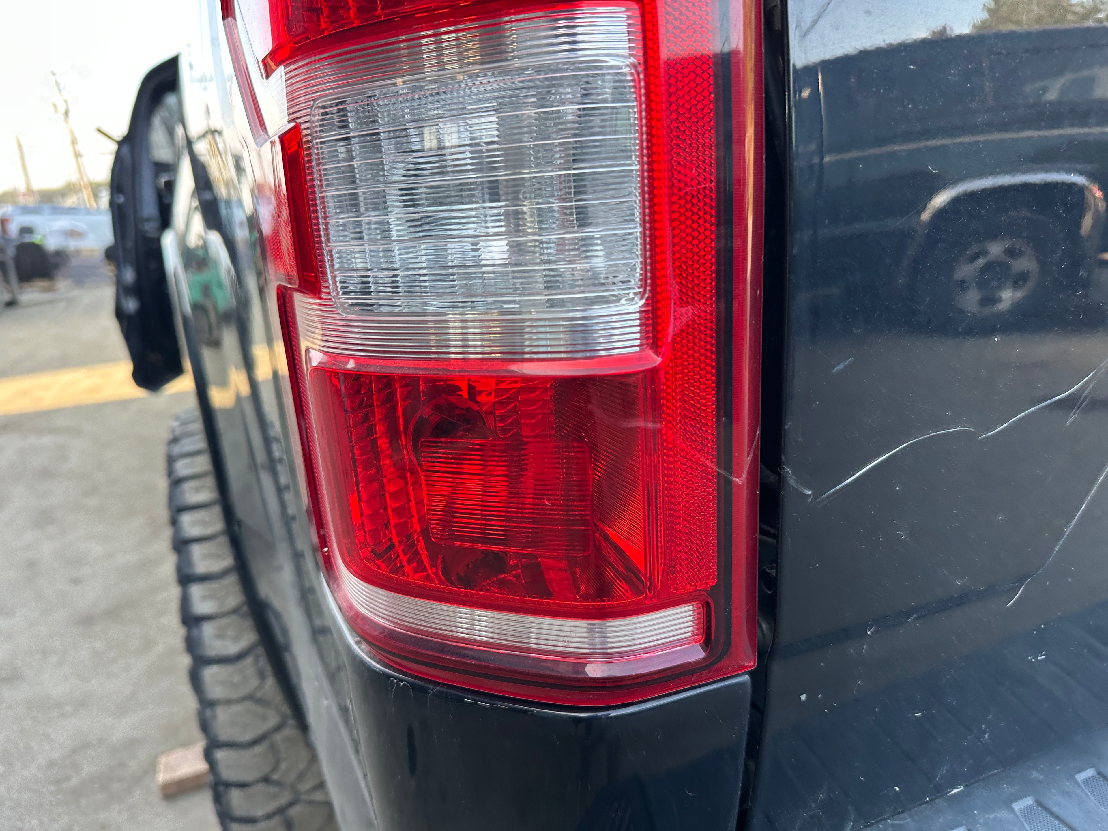 2018 Ford F-150 4x4 5.0 – F2511