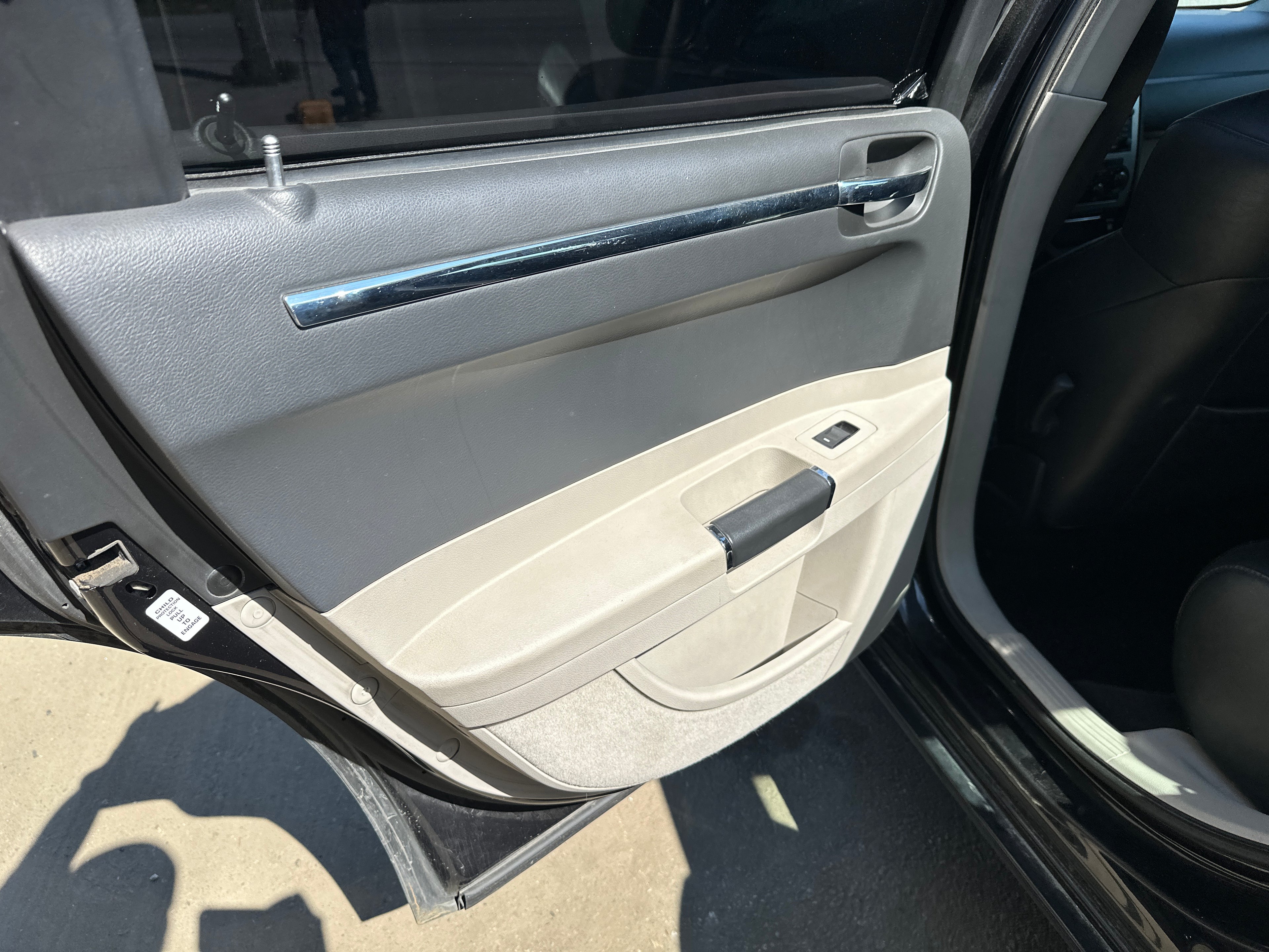 2006 Chrysler 300 SRT8 6.1 – CH2501