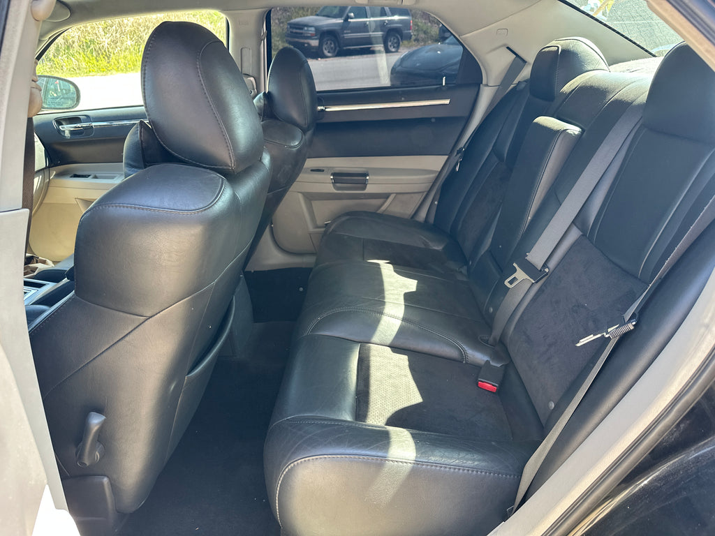 2006 Chrysler 300 SRT8 6.1 – CH2501