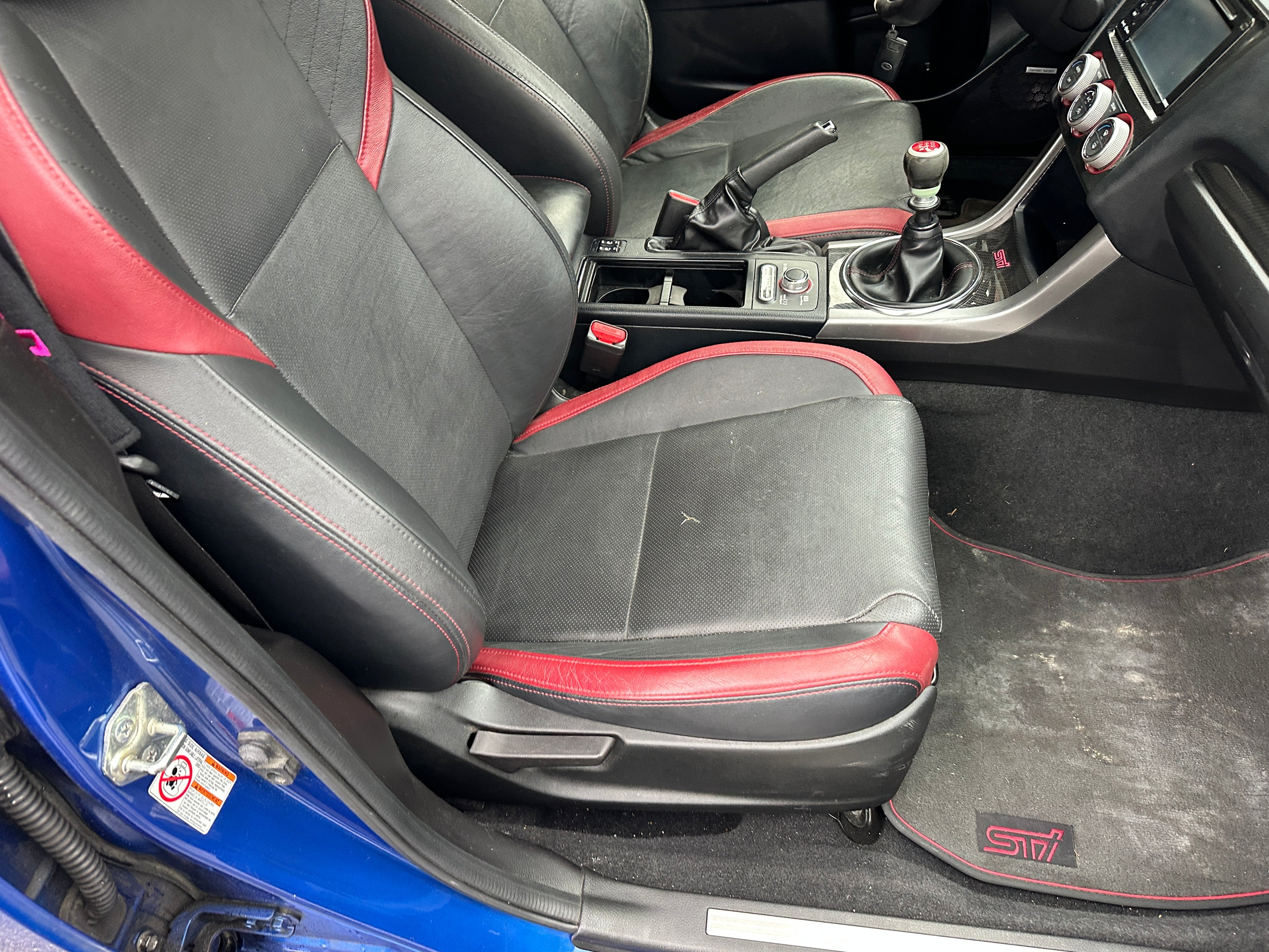 2015 Subaru WRX STI Limited 2.5 – SU2601