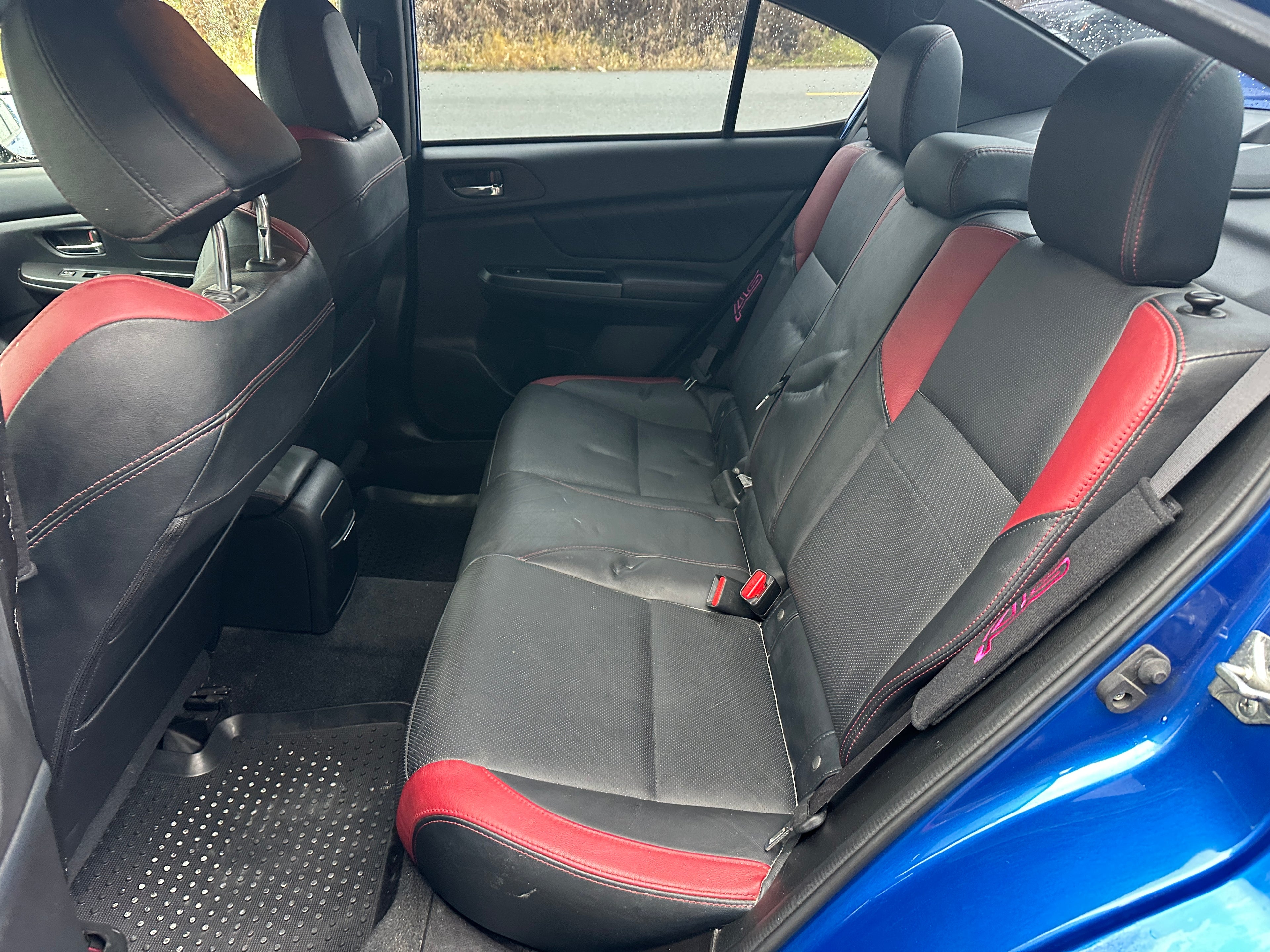 2015 Subaru WRX STI Limited 2.5 – SU2601