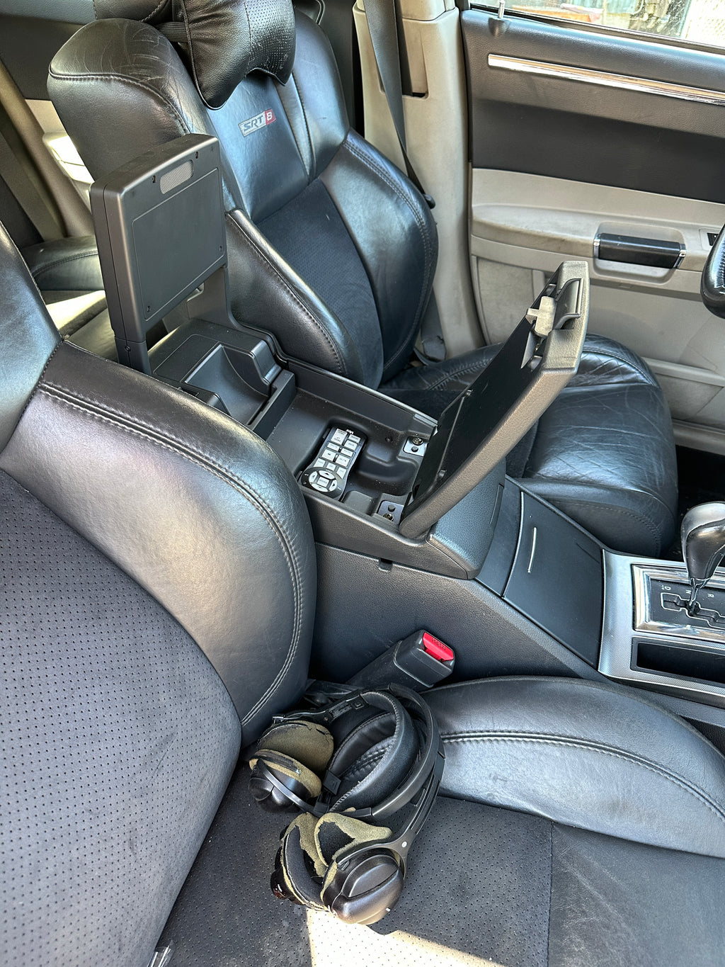 2006 Chrysler 300 SRT8 6.1 – CH2501