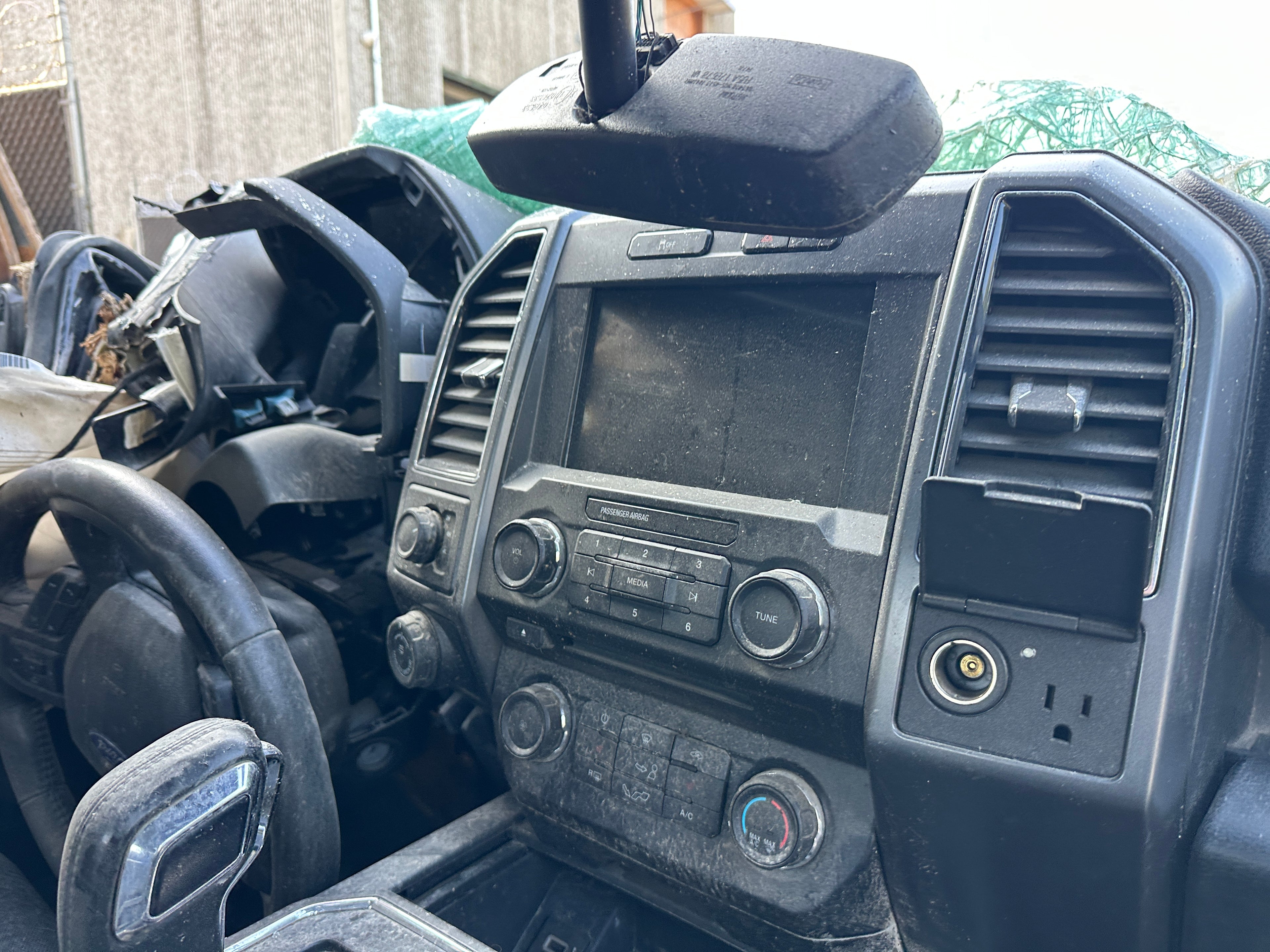 2018 Ford F-150 4x4 5.0 – F2511