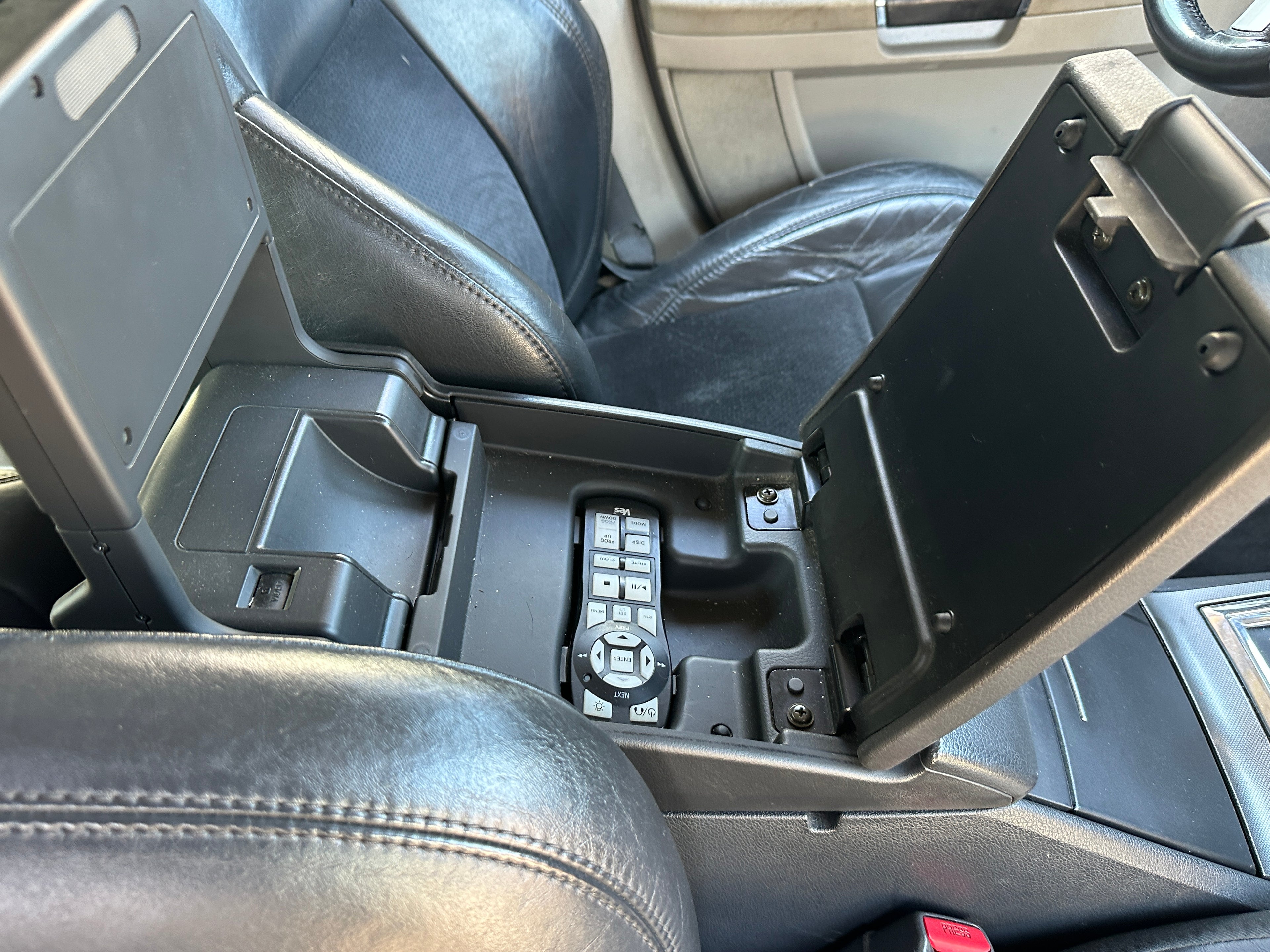 2006 Chrysler 300 SRT8 6.1 – CH2501