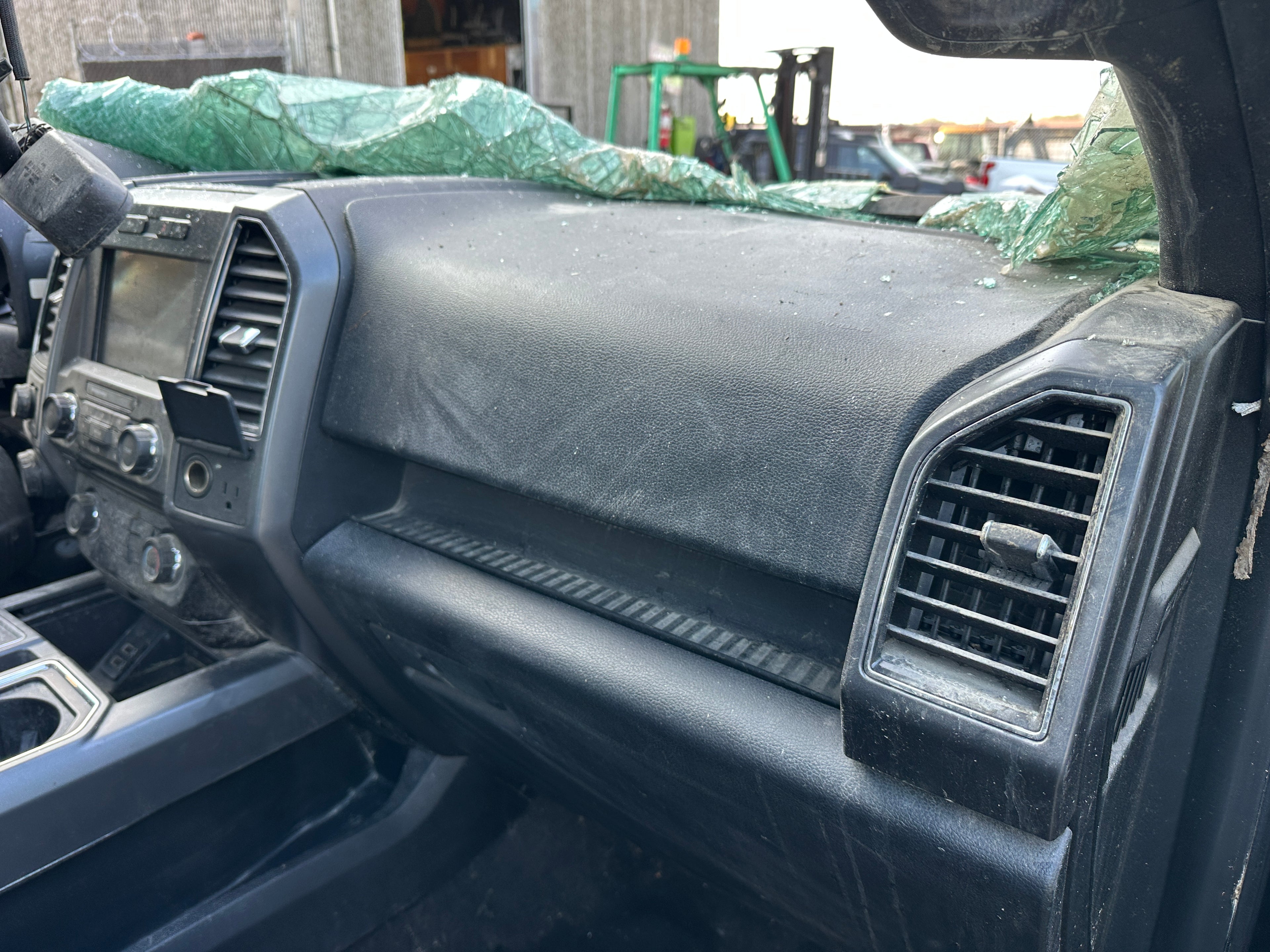 2018 Ford F-150 4x4 5.0 – F2511