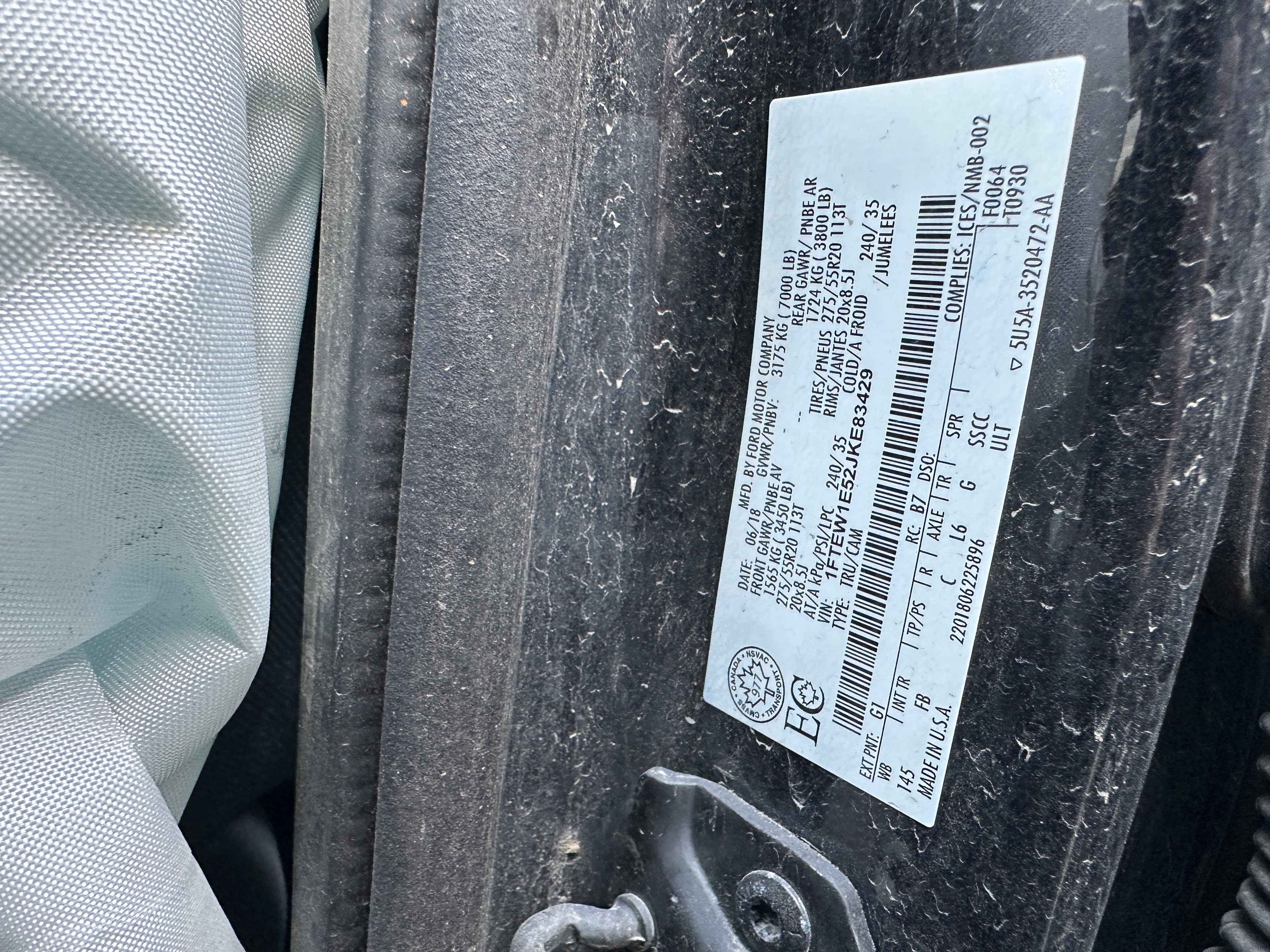 2018 Ford F-150 4x4 5.0 – F2511