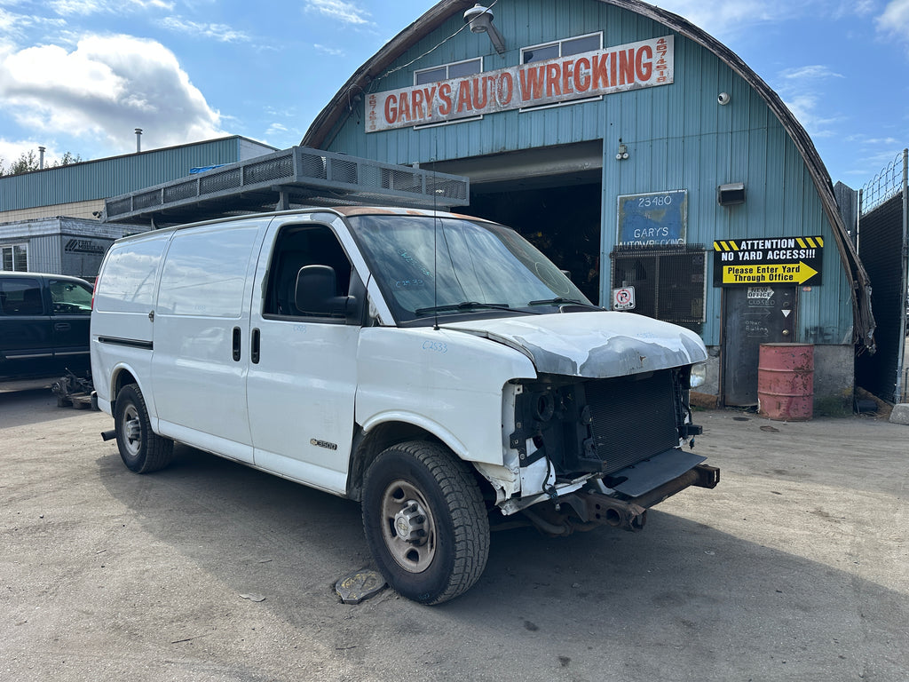 2005 Chevrolet Express G3500 6.0 – C2533