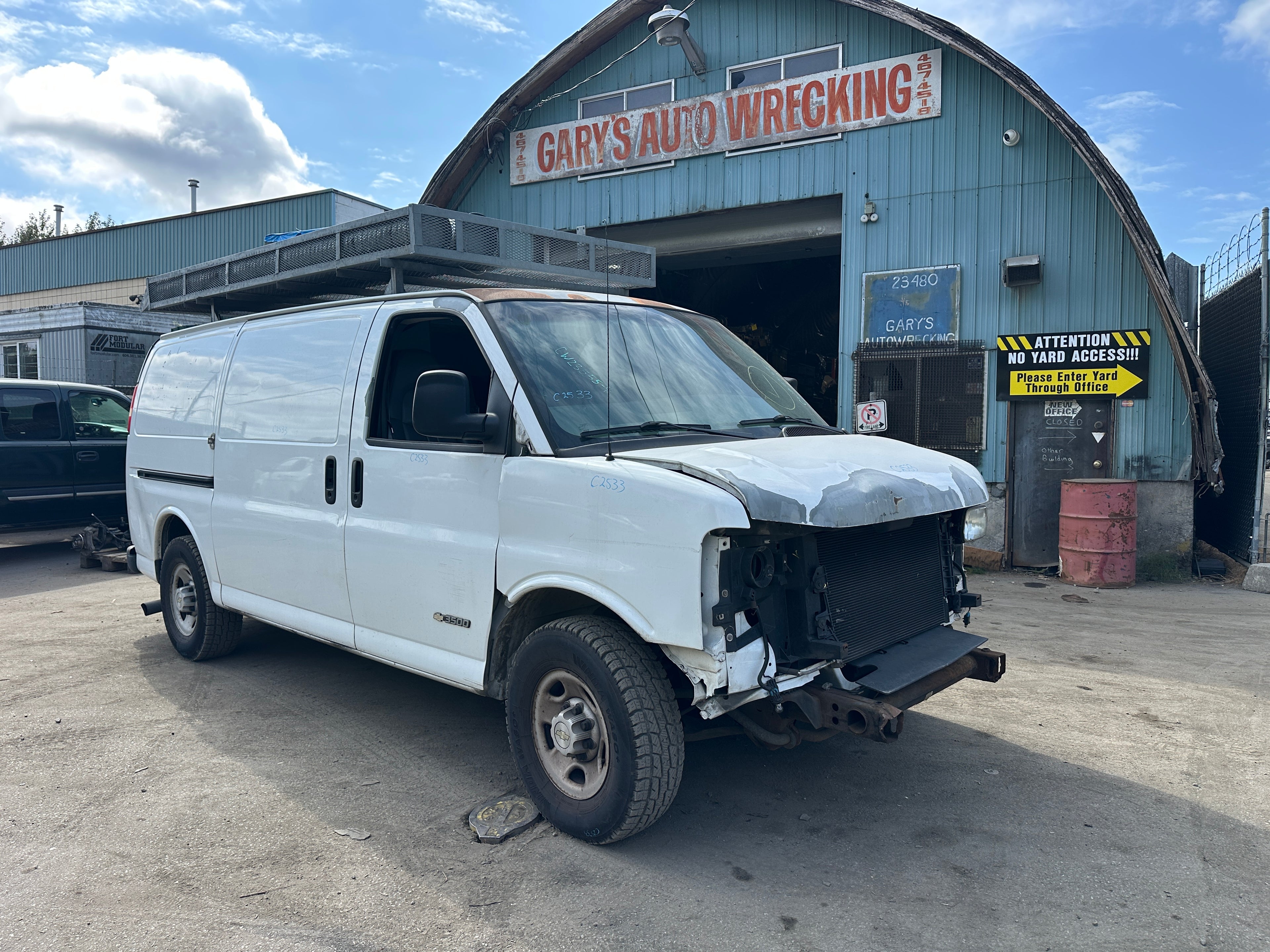2005 Chevrolet Express G3500 6.0 – C2533