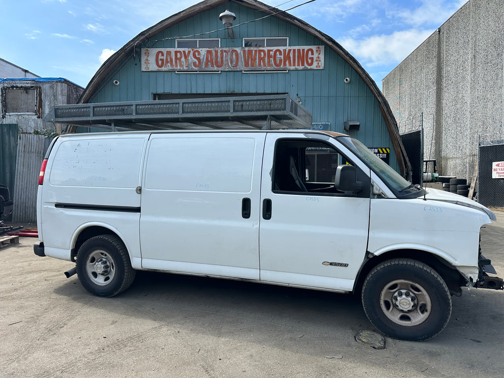 2005 Chevrolet Express G3500 6.0 – C2533