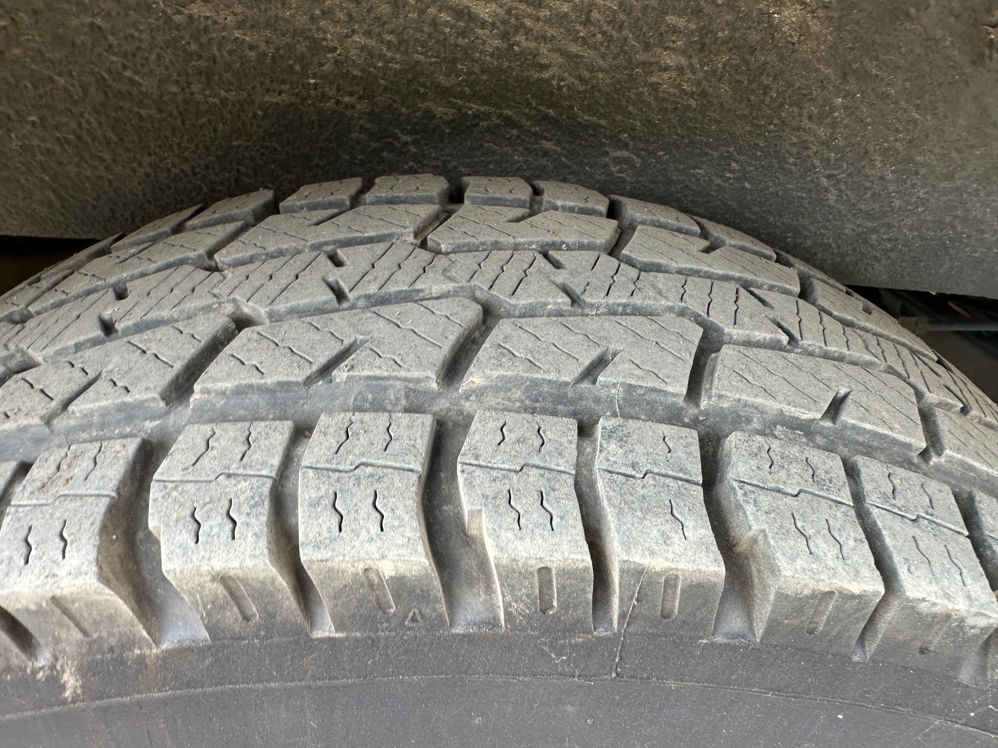 2005 Chevrolet Express G3500 6.0 – C2533