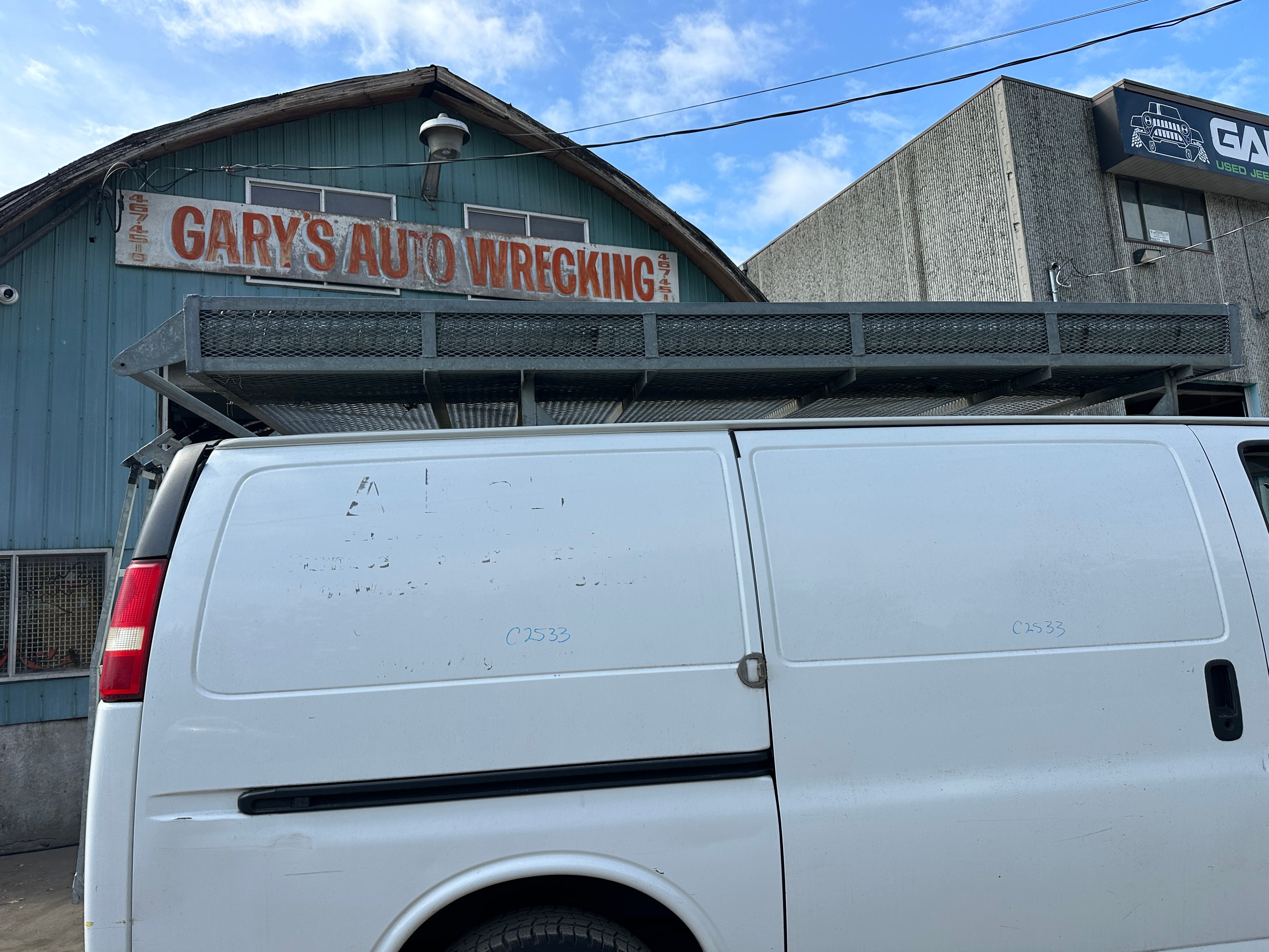 2005 Chevrolet Express G3500 6.0 – C2533