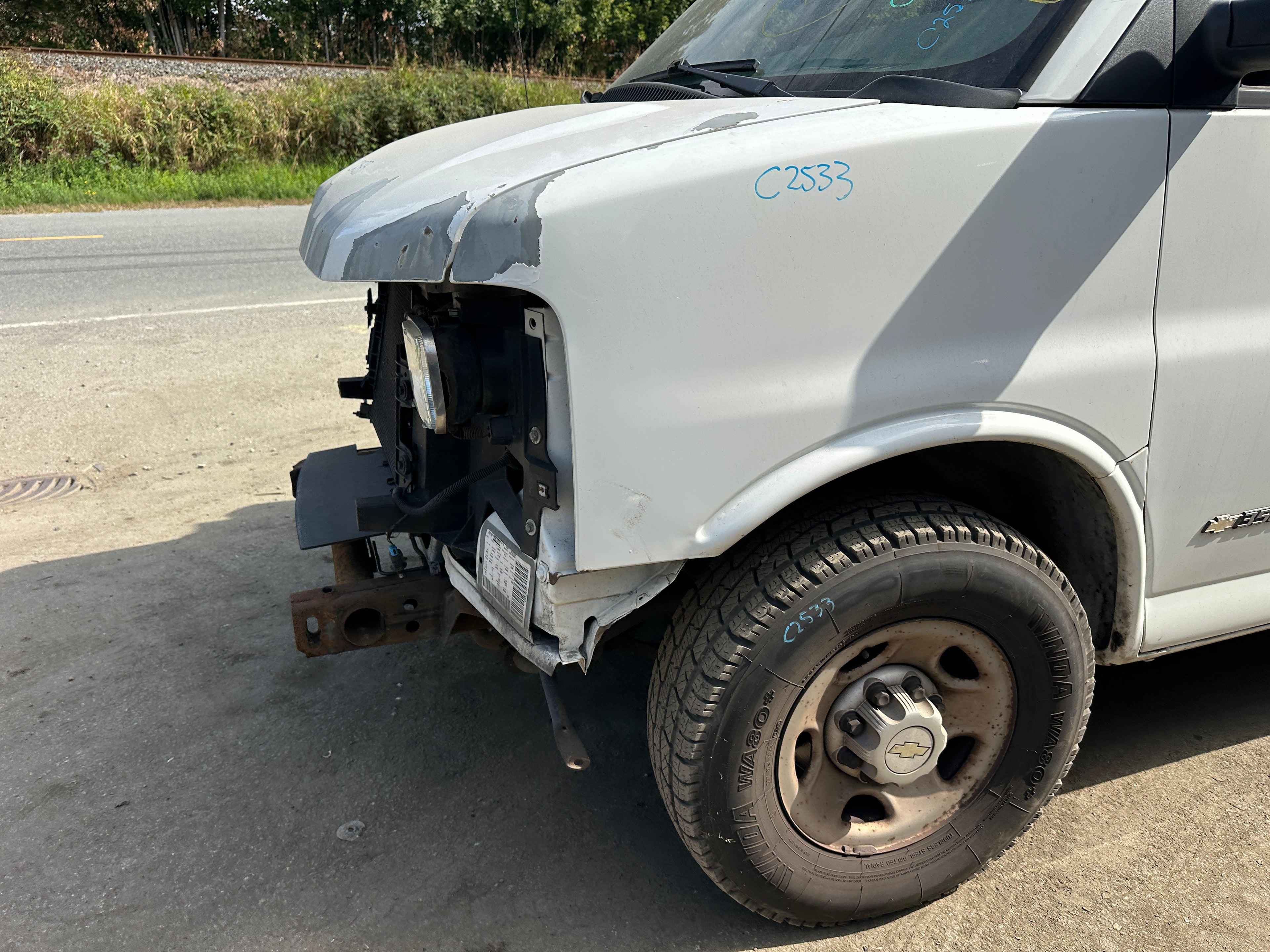 2005 Chevrolet Express G3500 6.0 – C2533