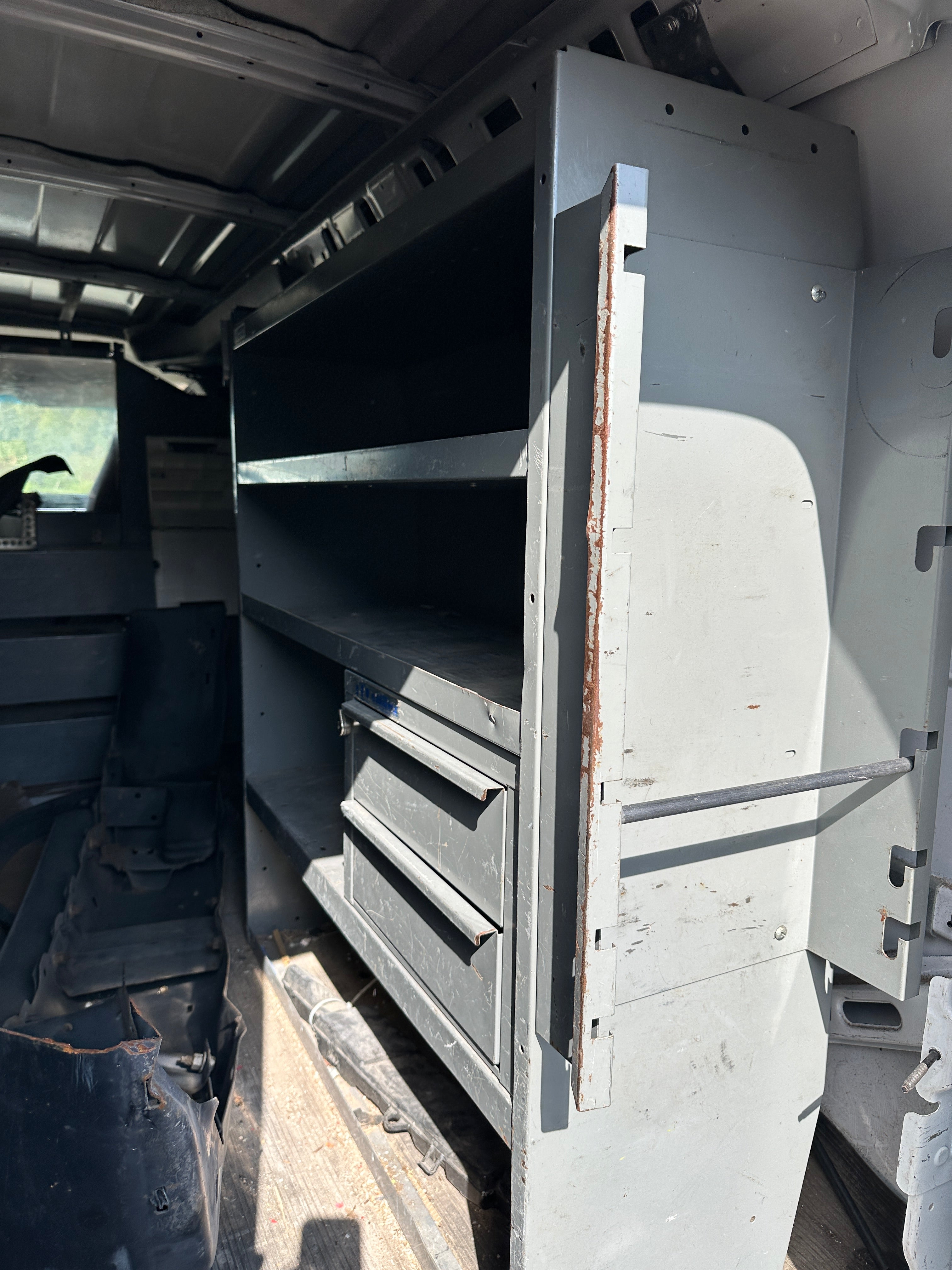 2005 Chevrolet Express G3500 6.0 – C2533