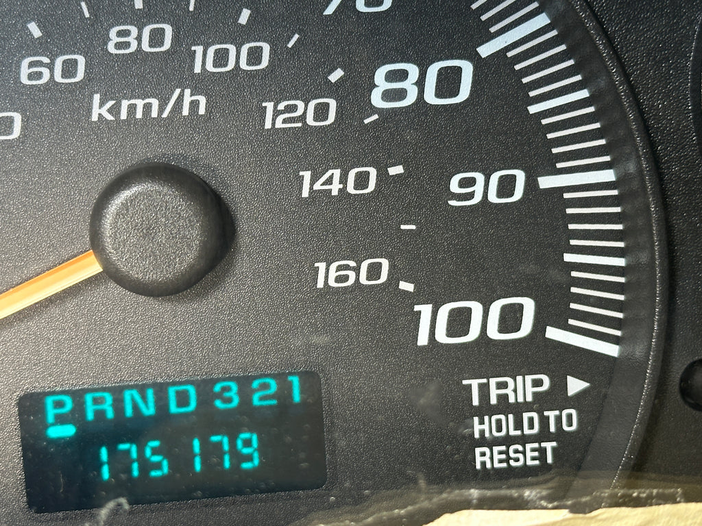 2005 Chevrolet Express G3500 6.0 – C2533