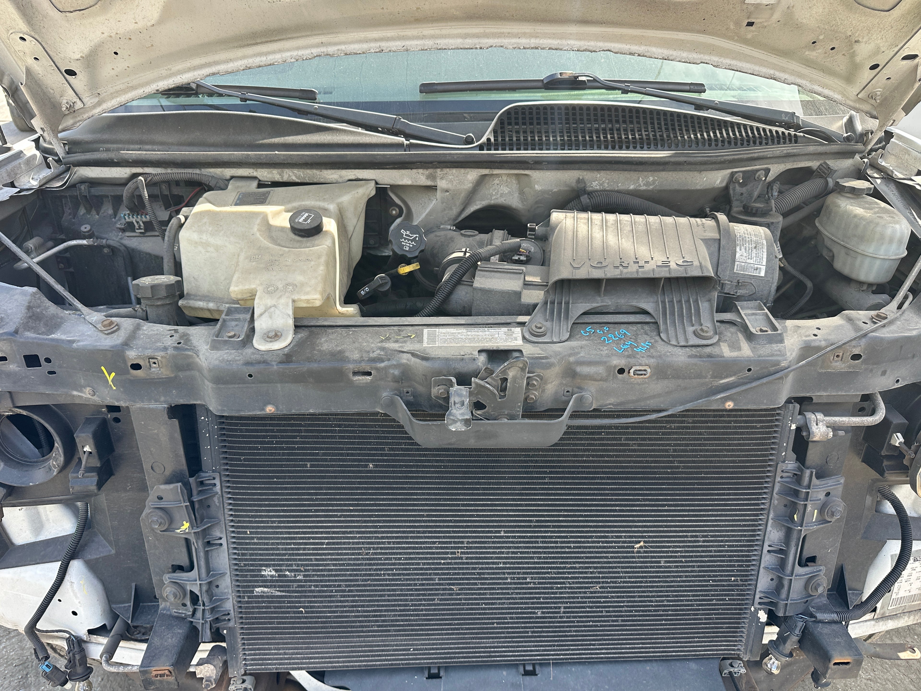 2005 Chevrolet Express G3500 6.0 – C2533