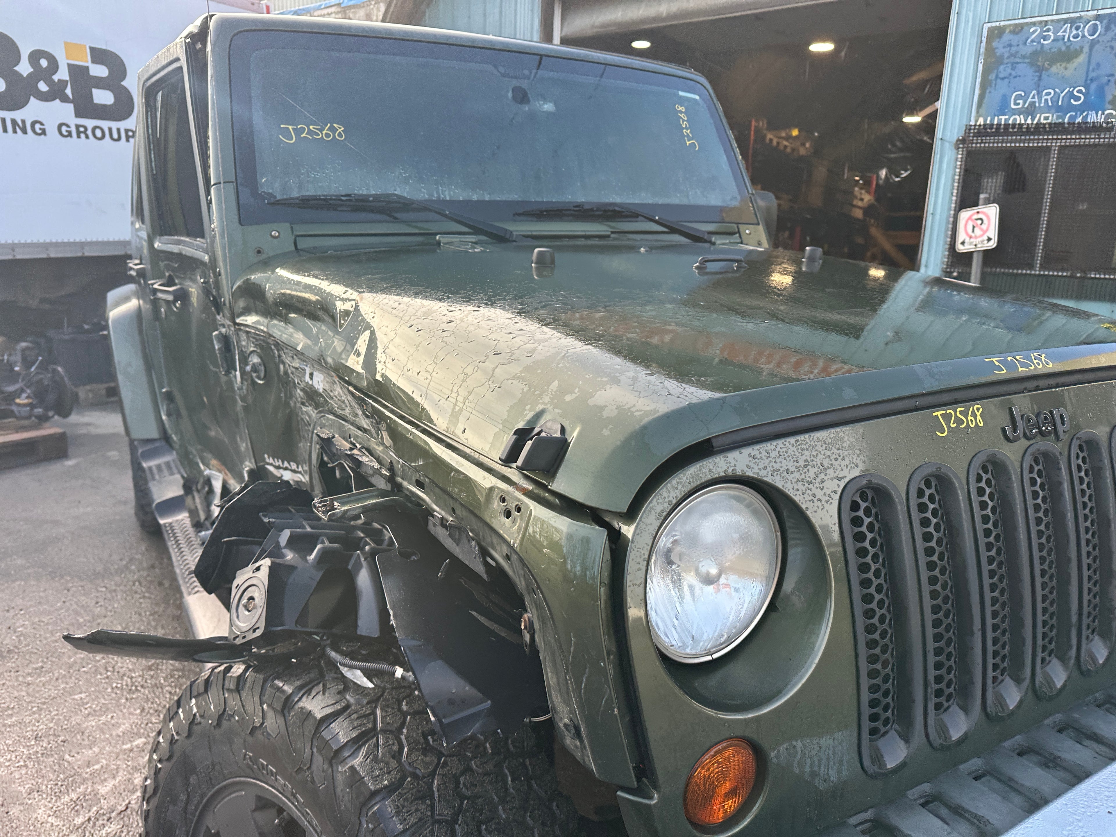 2008 Jeep Wrangler JK Unlimited Sahara 3.8 – J2568
