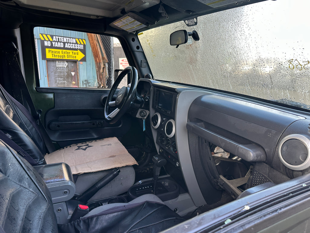 2008 Jeep Wrangler JK Unlimited Sahara 3.8 – J2568