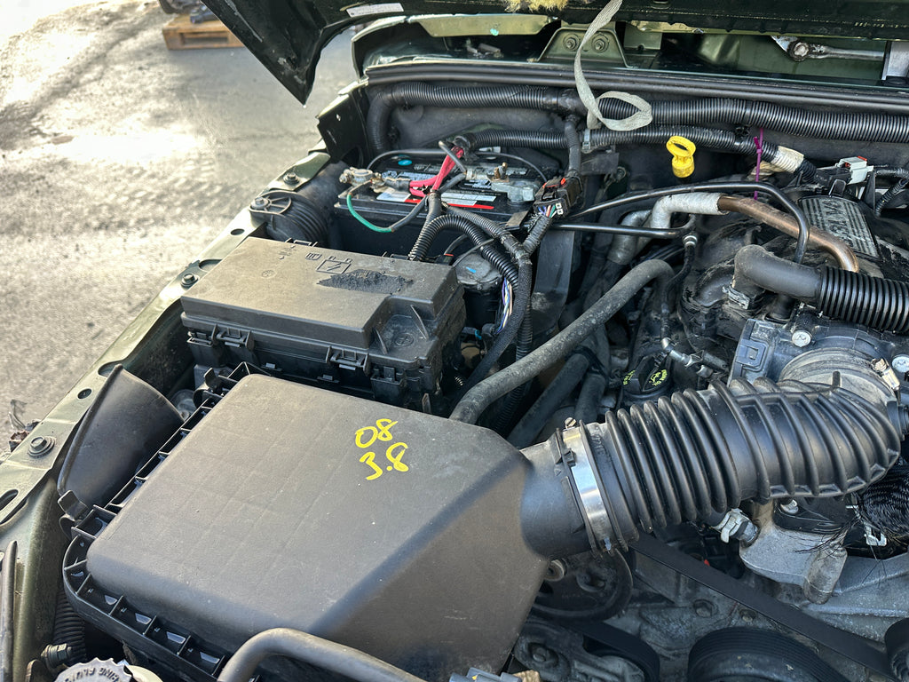 2008 Jeep Wrangler JK Unlimited Sahara 3.8 – J2568