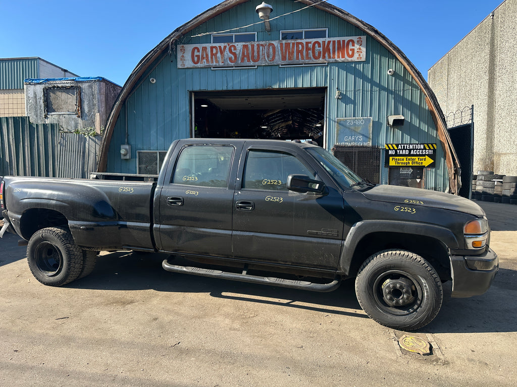 2005 GMC Sierra C3500 6.6 LLY Duramax – G2523