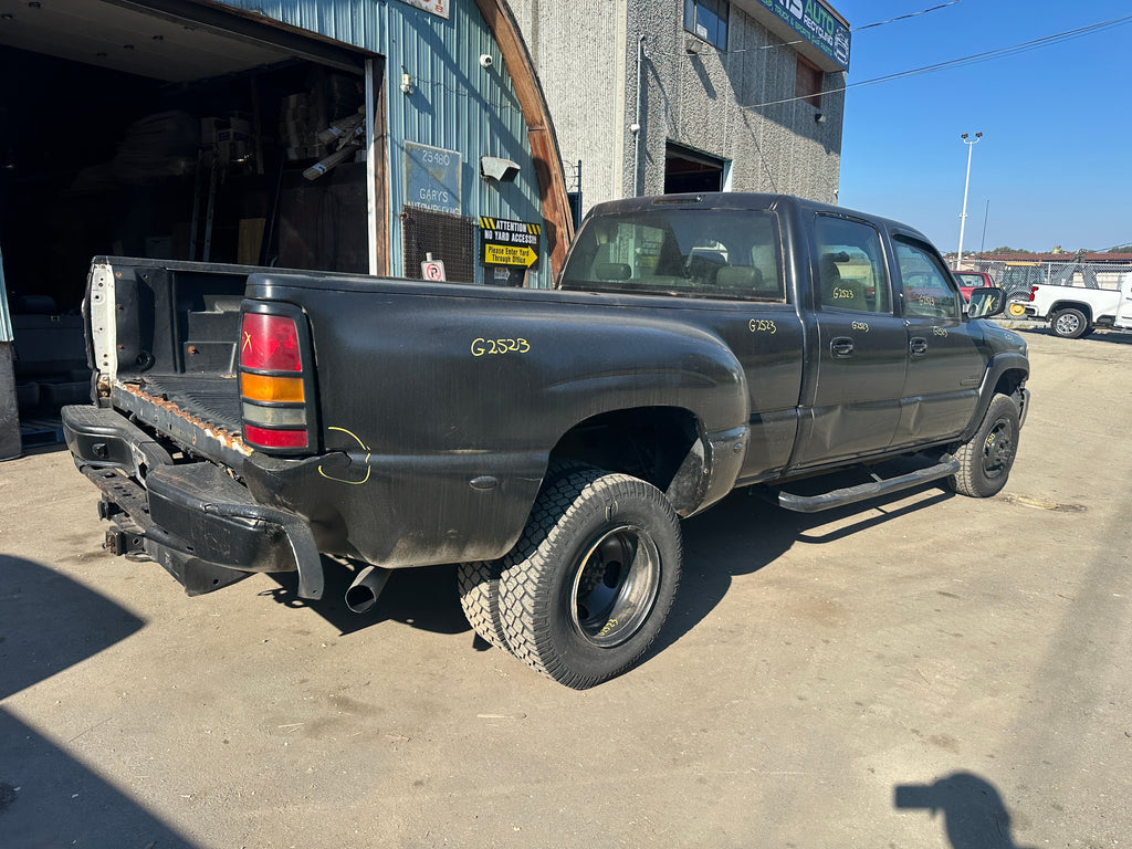 2005 GMC Sierra C3500 6.6 LLY Duramax – G2523