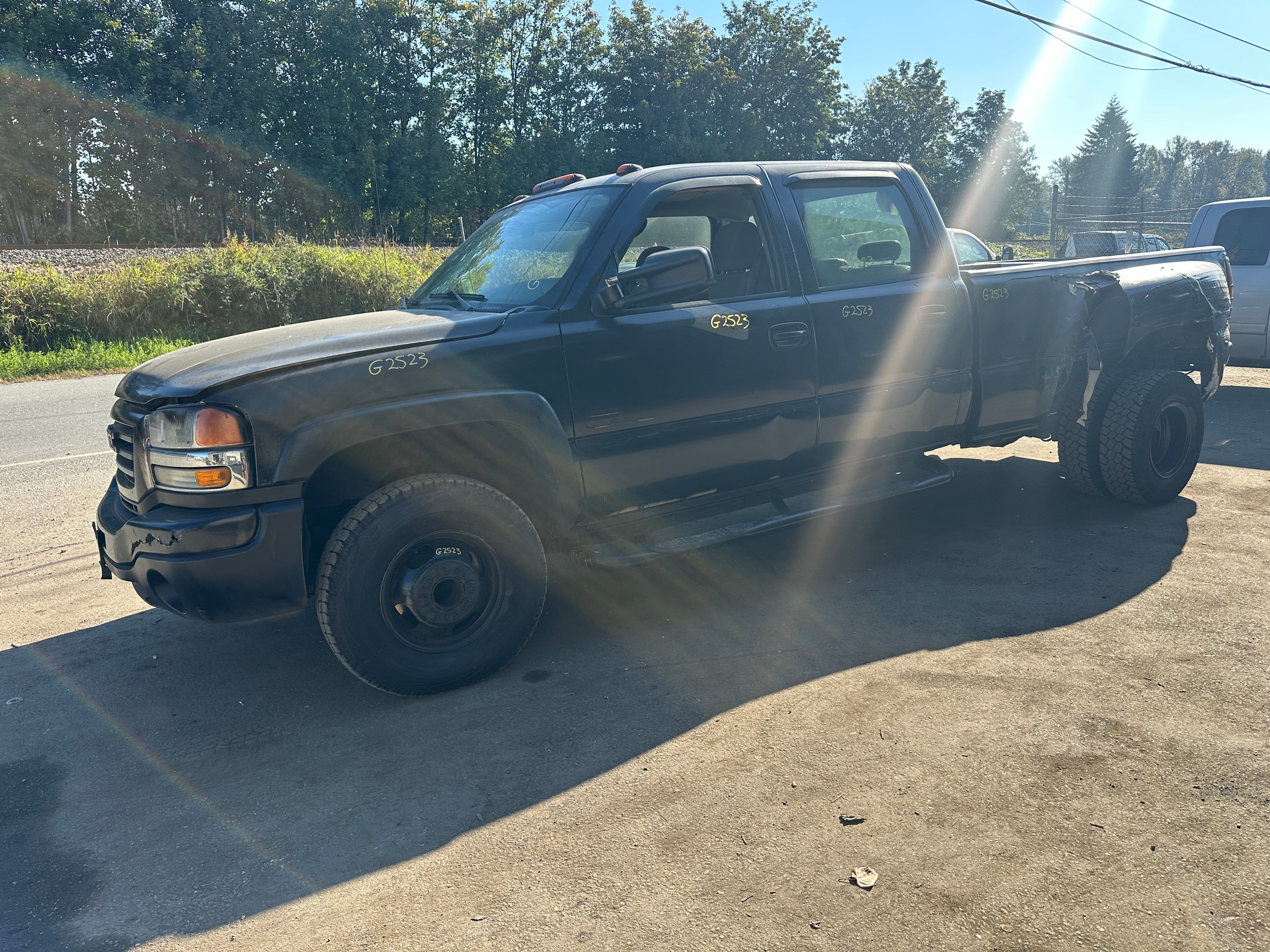 2005 GMC Sierra C3500 6.6 LLY Duramax – G2523