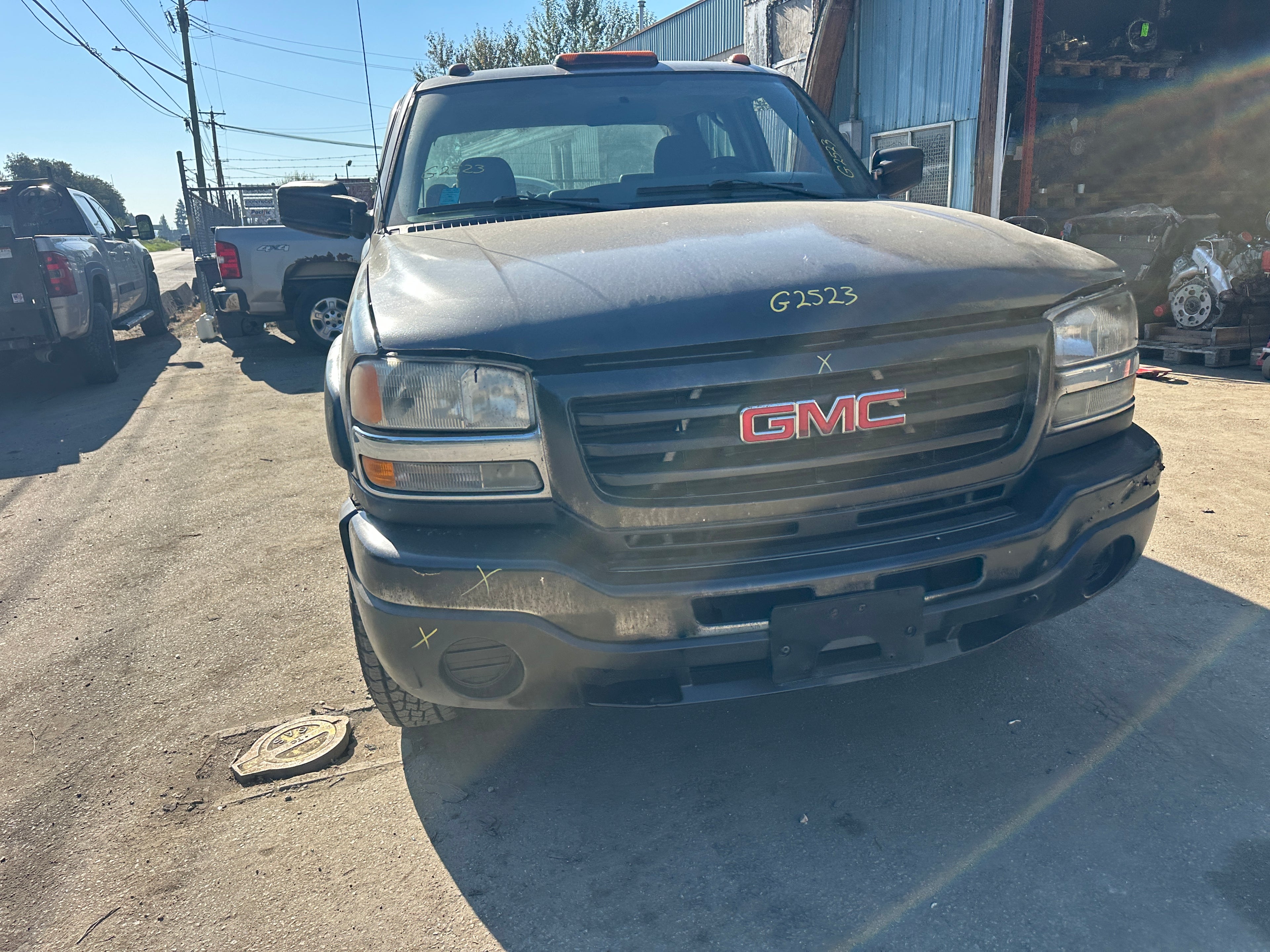 2005 GMC Sierra C3500 6.6 LLY Duramax – G2523