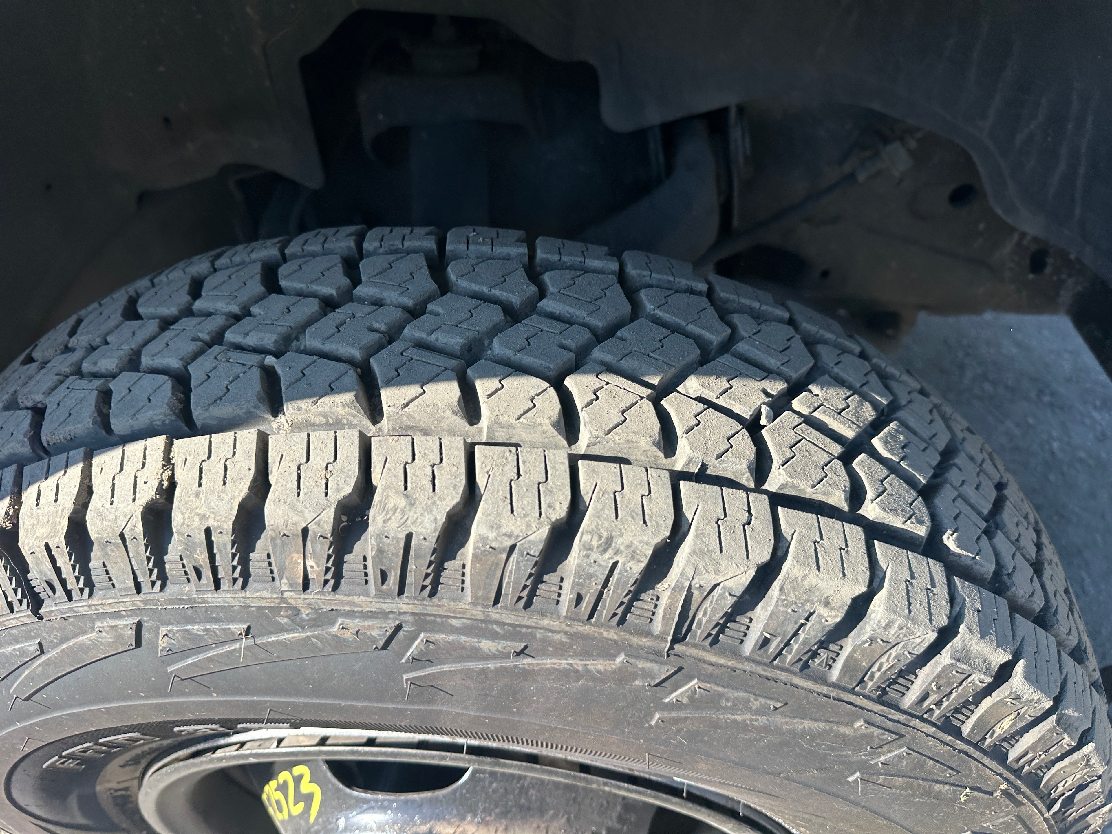 2005 GMC Sierra C3500 6.6 LLY Duramax – G2523