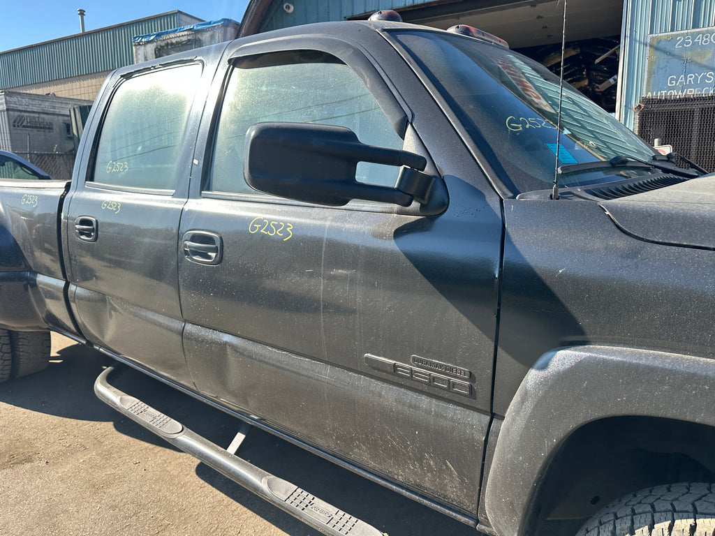 2005 GMC Sierra C3500 6.6 LLY Duramax – G2523