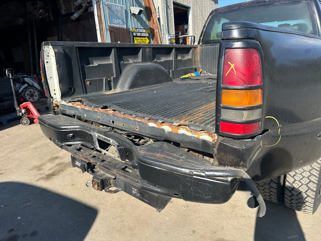 2005 GMC Sierra C3500 6.6 LLY Duramax – G2523