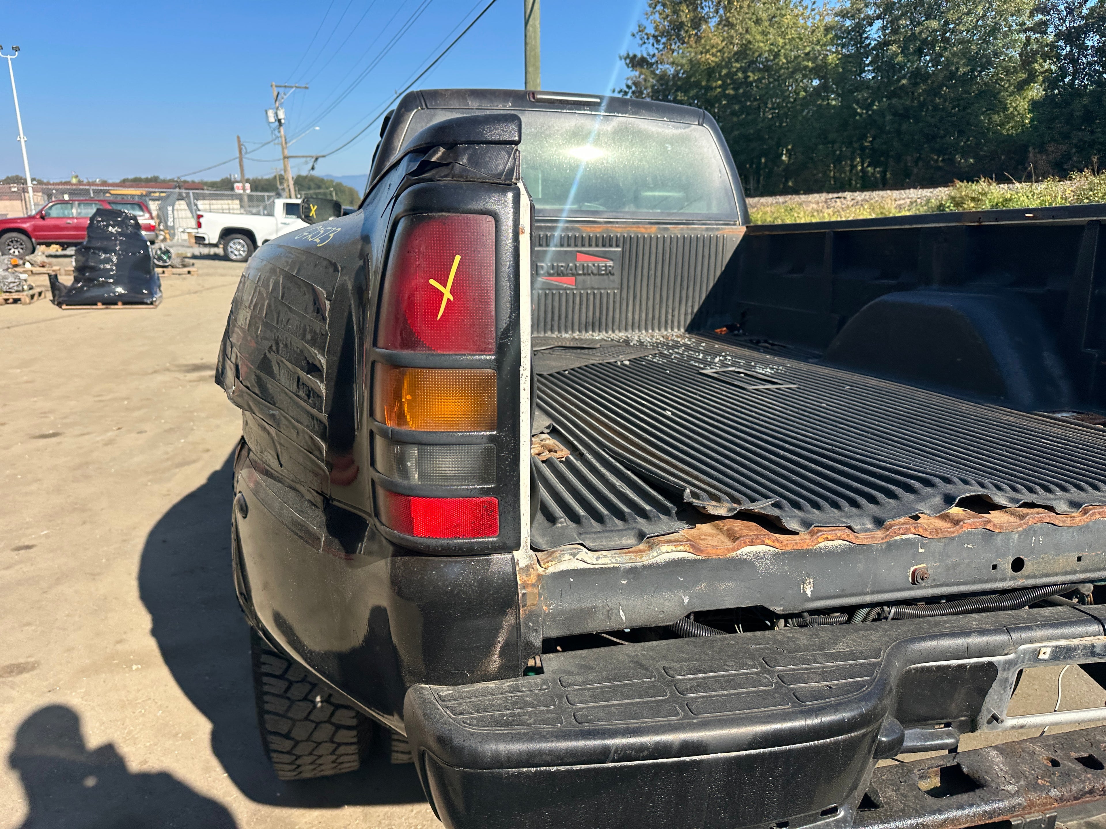 2005 GMC Sierra C3500 6.6 LLY Duramax – G2523