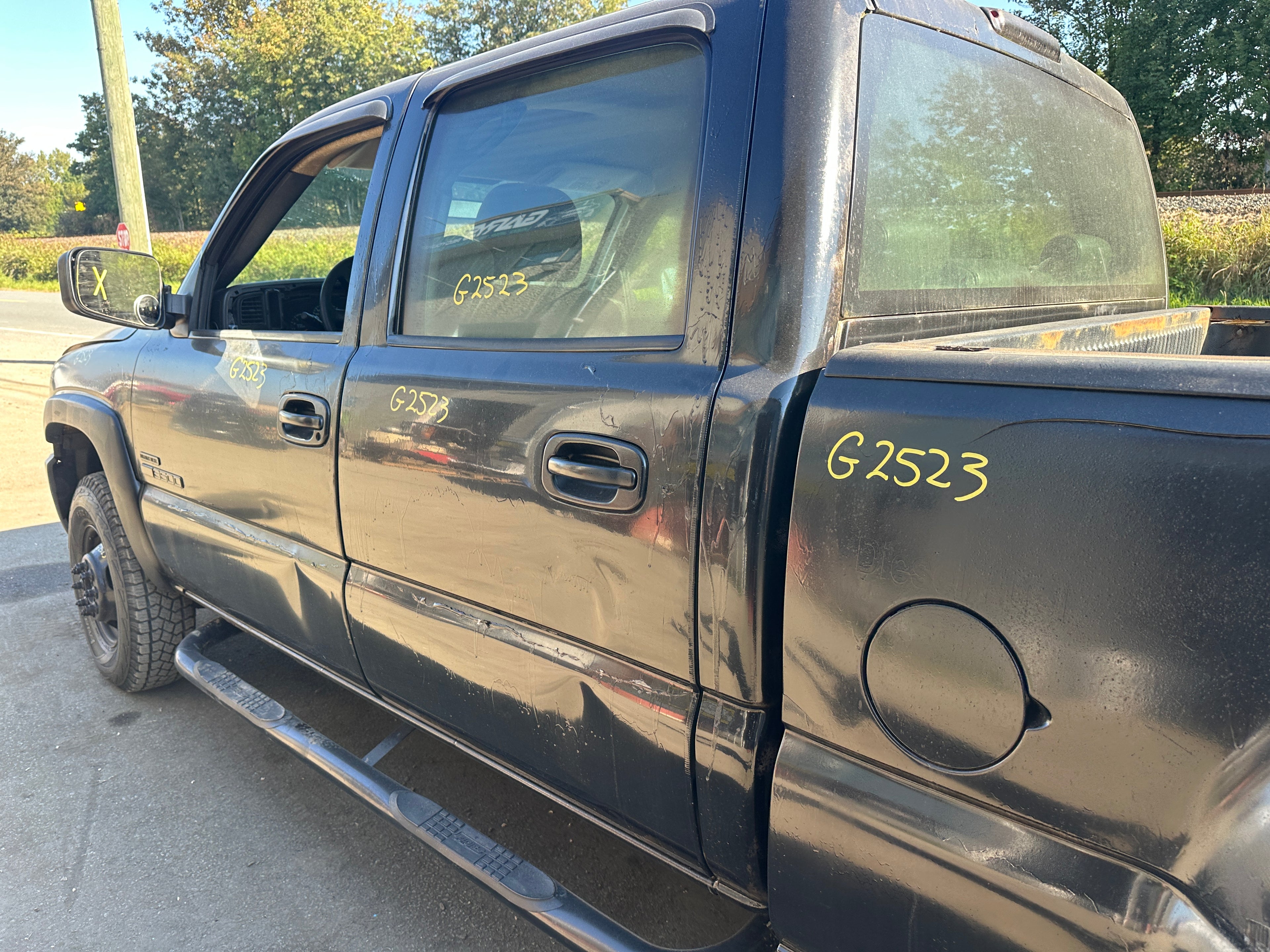 2005 GMC Sierra C3500 6.6 LLY Duramax – G2523